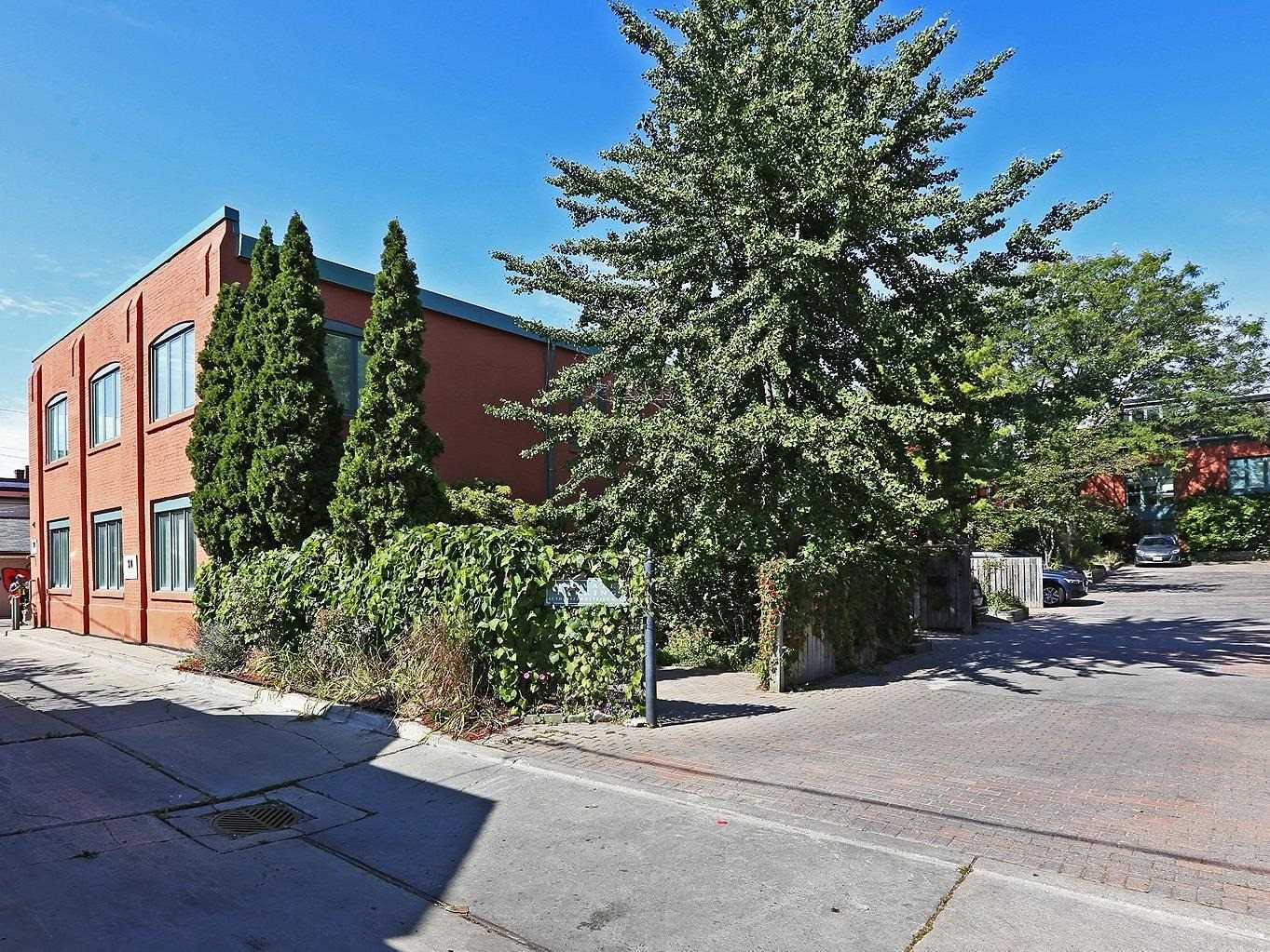 20 Brockton Avenue Townhomes, West End, Toronto