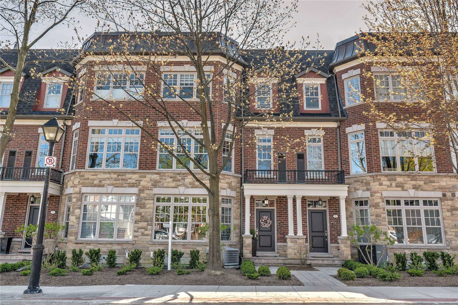 2061 Maria Street Townhomes, Burlington, Toronto