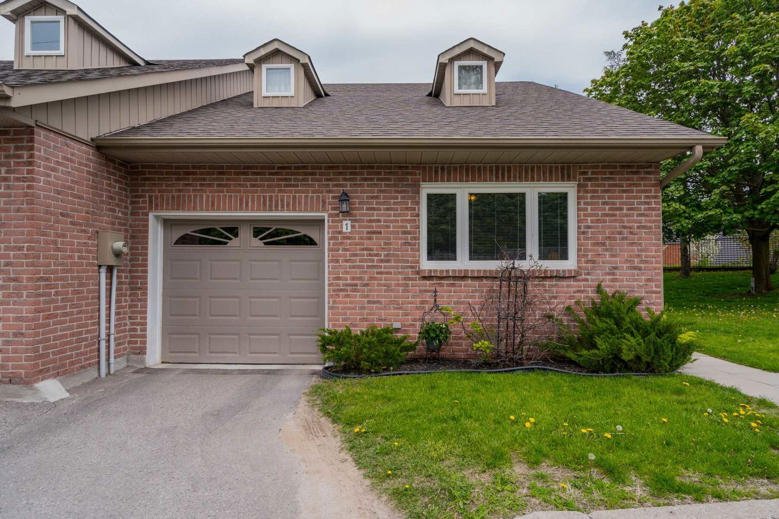 234 Water Street Townhouses, Cambridge, Toronto