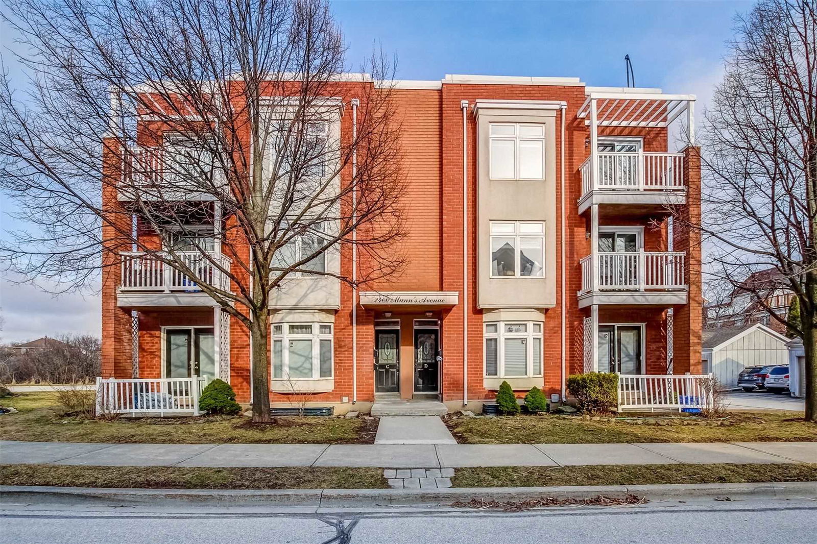 2368-2414 Munn's Avenue Townhomes, Oakville, Toronto