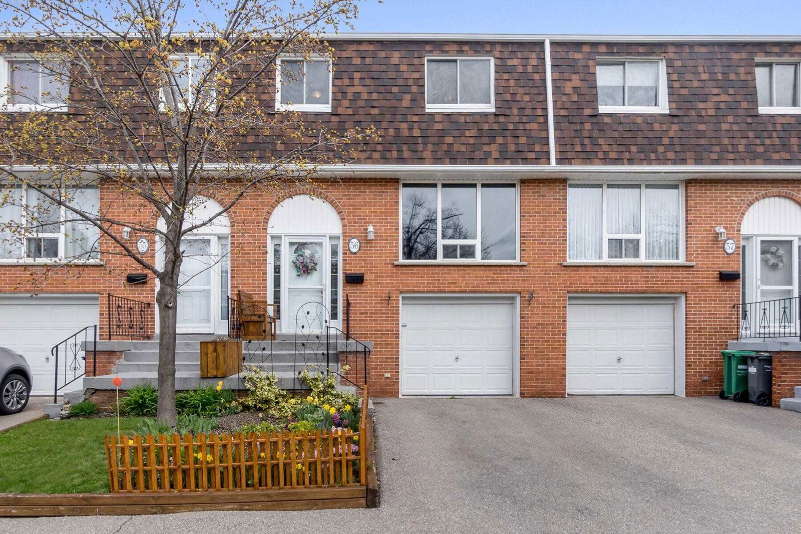 2380 Bromsgrove Townhomes, Mississauga, Toronto