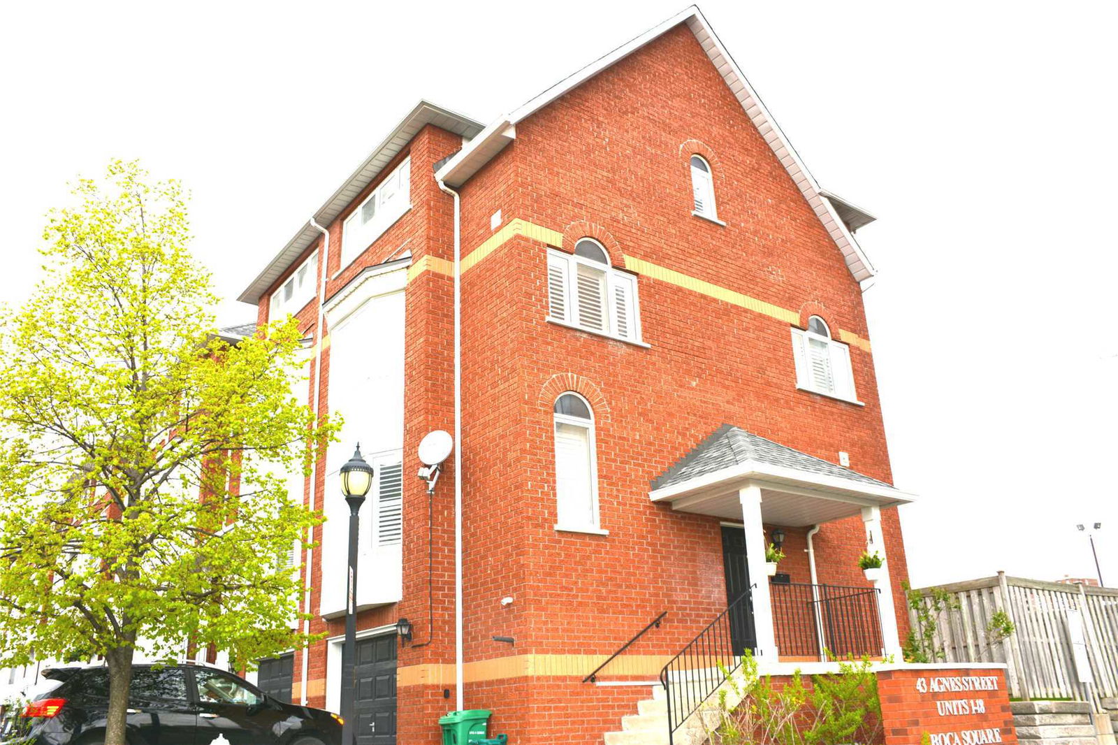 43 Agnes Street Townhomes, Mississauga, Toronto