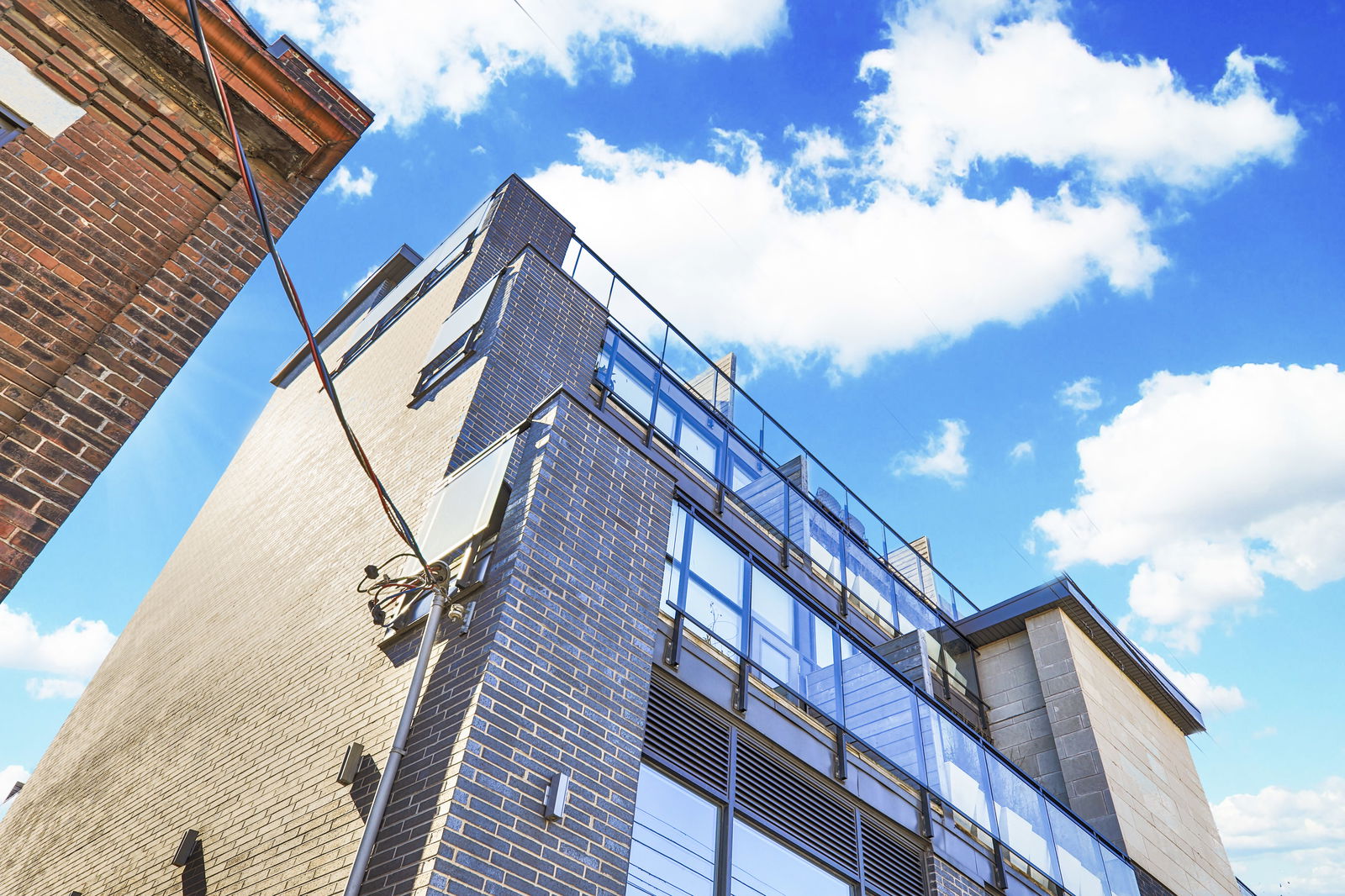 Exterior Sky — Annex Loft Houses, Downtown, Toronto