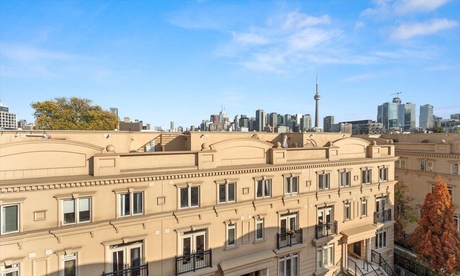 The Gardens at Queen Townhouses, Downtown, Toronto