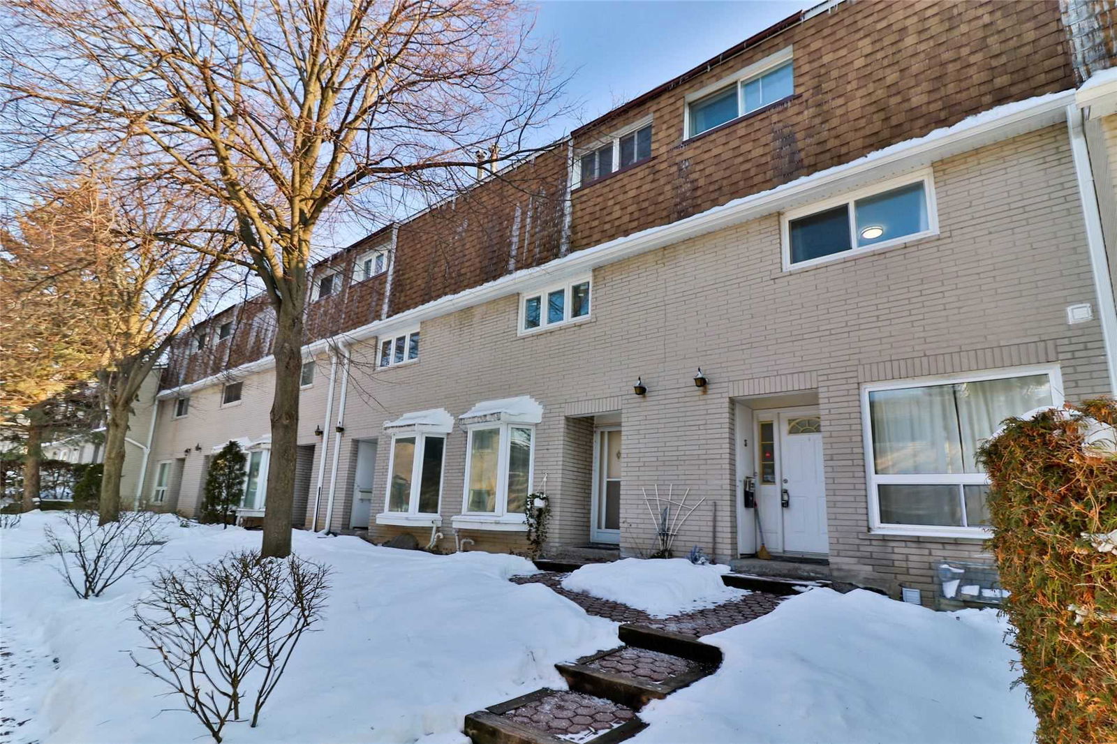 85 Rameau Drive Townhomes, North York, Toronto