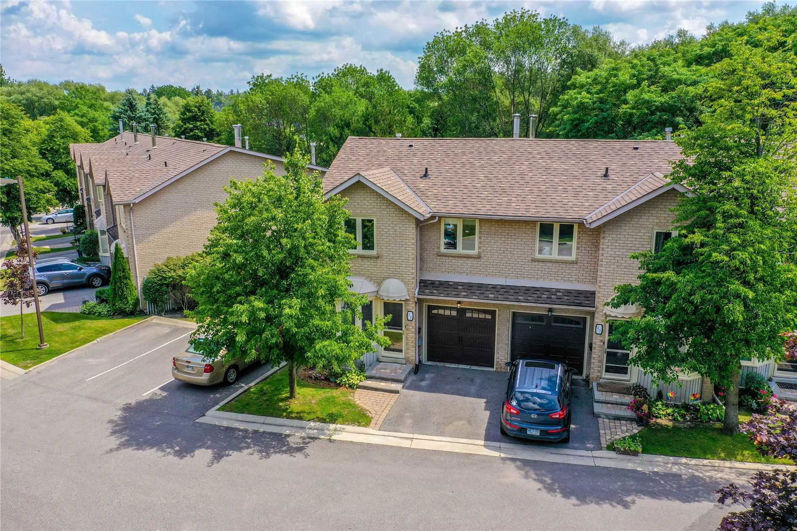 Anderson Place Townhomes, Aurora, Toronto