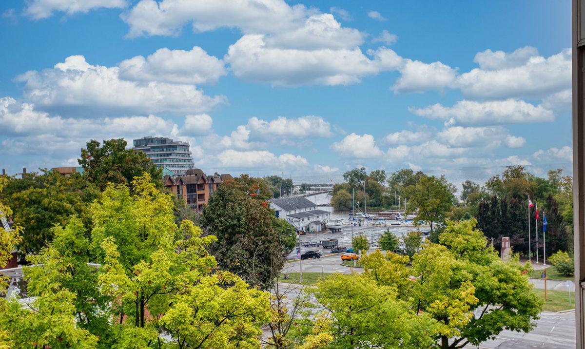 Bronte Harbour Club Condos, Oakville, Toronto