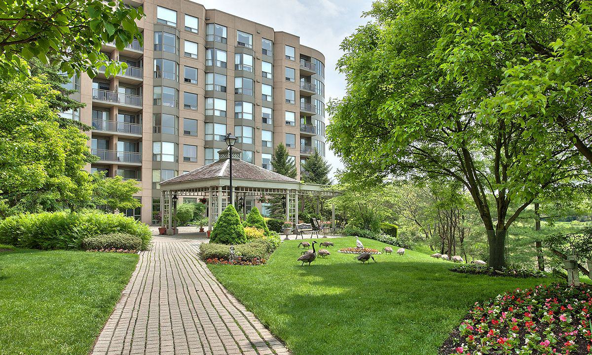 Bronte Harbour Club Condos, Oakville, Toronto