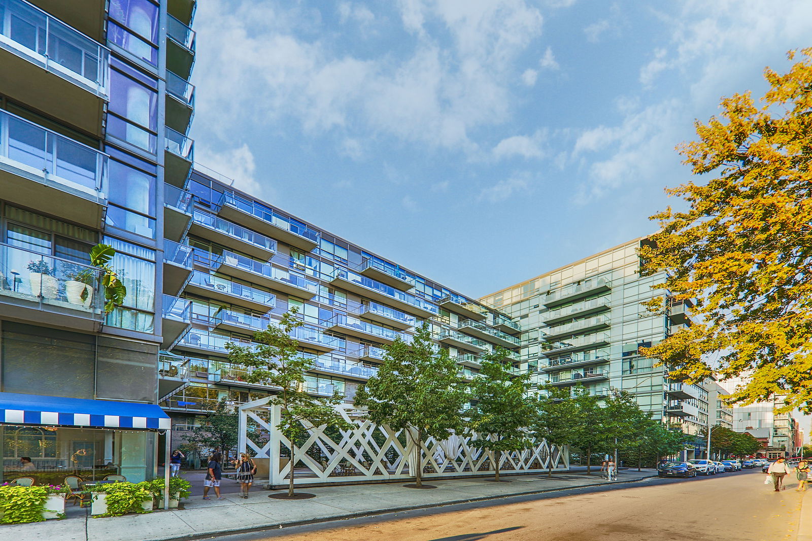 Exterior Facade — The Thompson Residences, Downtown, Toronto