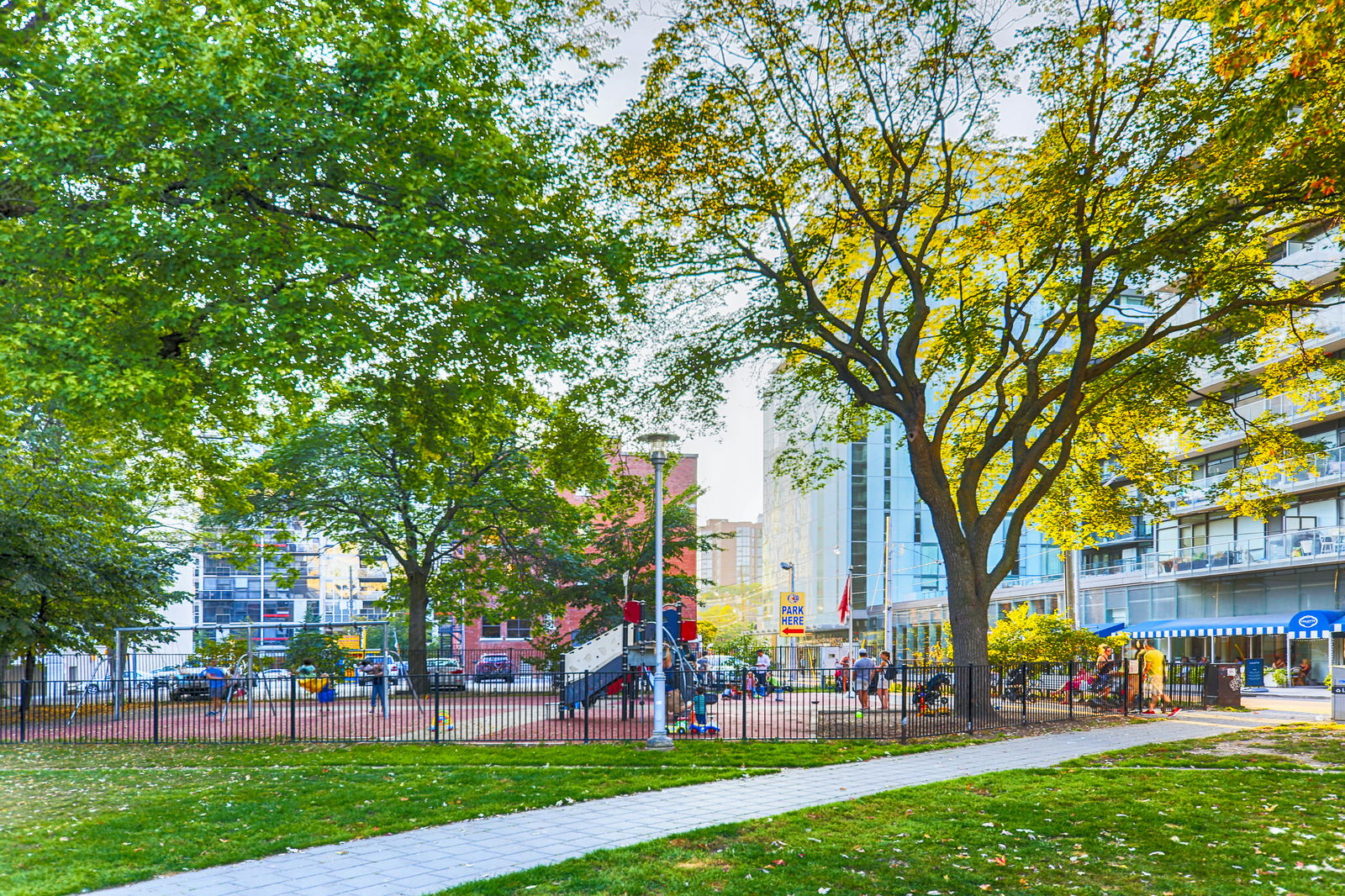 Park — The Thompson Residences, Downtown, Toronto