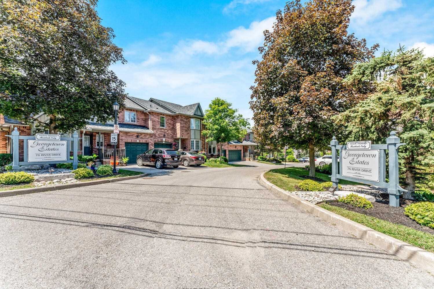 Georgetown Estates Townhomes, Halton Hills, Toronto