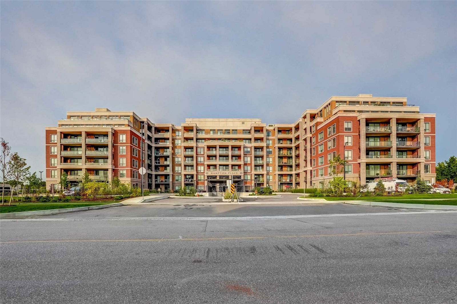 Hampton Place Condos, Whitchurch-Stouffville, Toronto