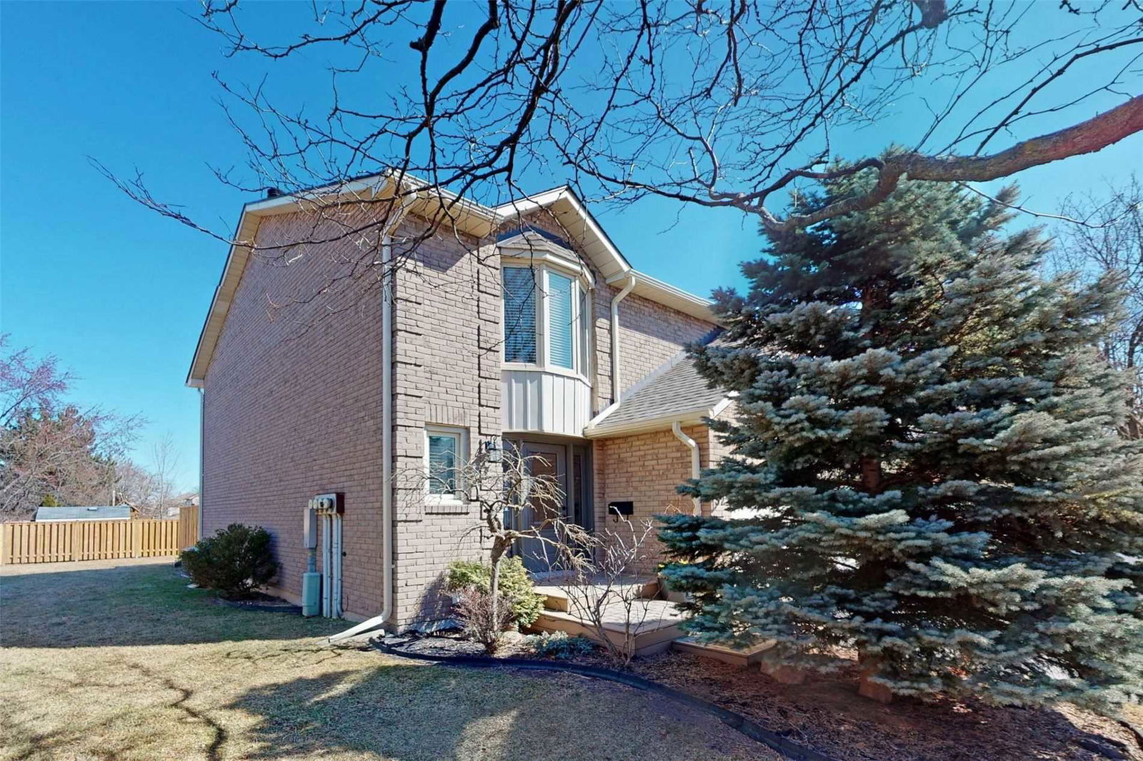 Headon Forest Townhomes, Burlington, Toronto