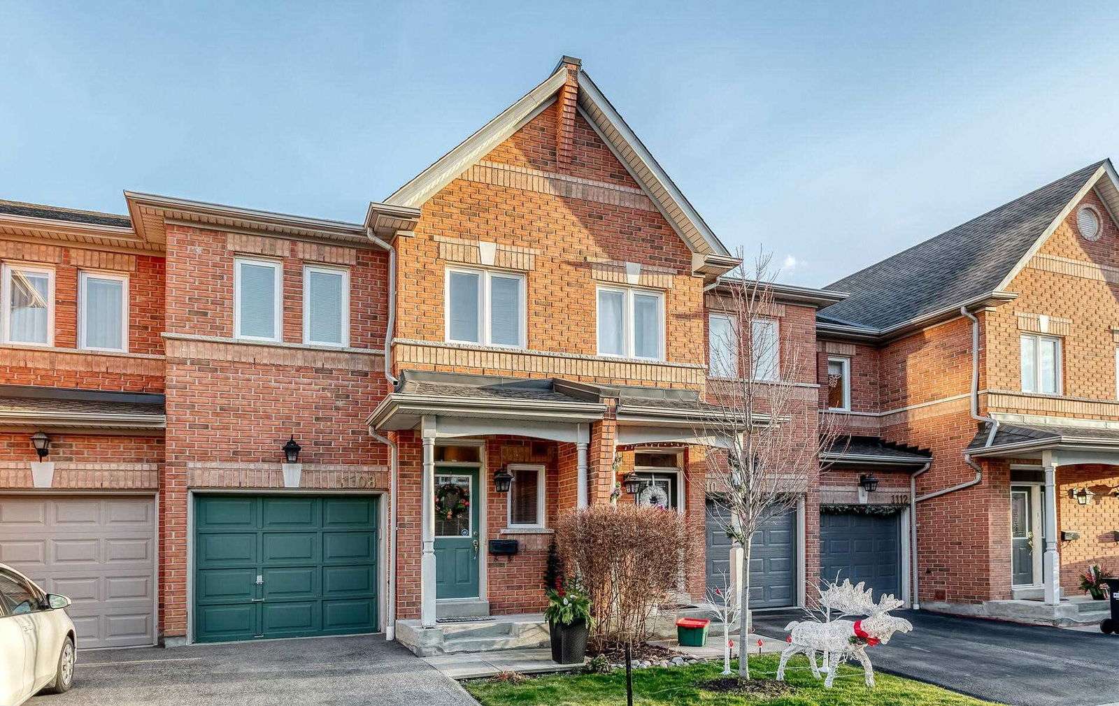 1103 Lower Village Crescent Townhouses, Mississauga, Toronto