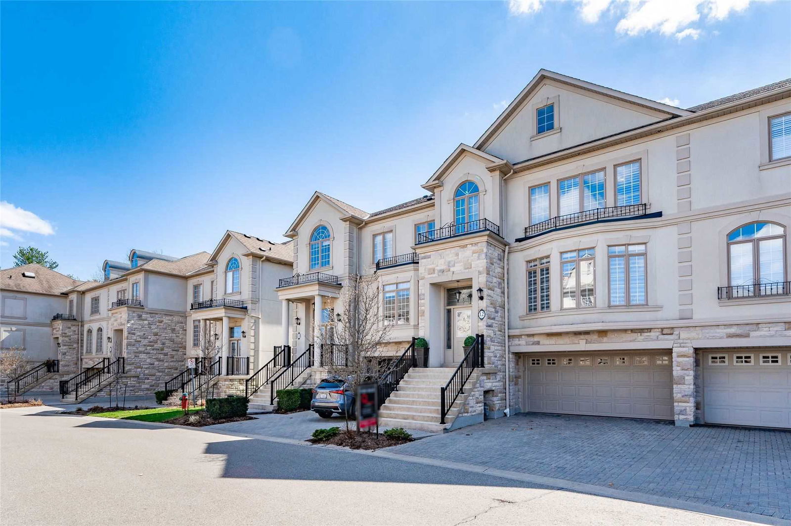 Winding Creek Cove Townhomes, Oakville, Toronto