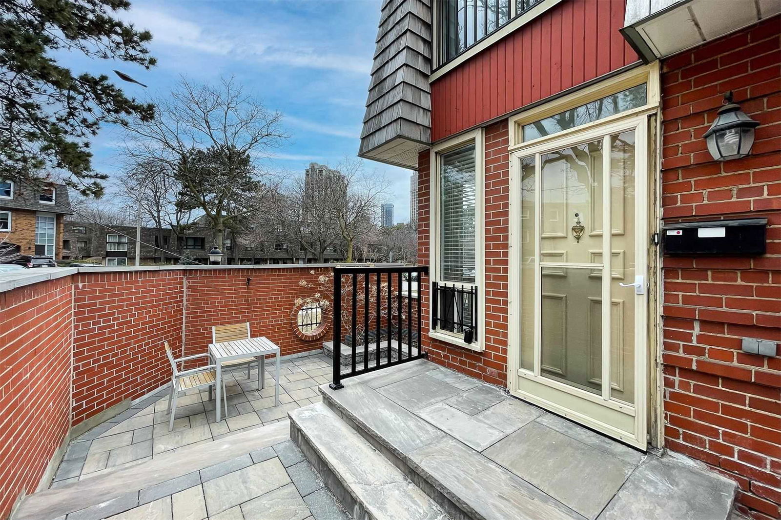 Yorkminster & Upper Canada Townhomes, North York, Toronto