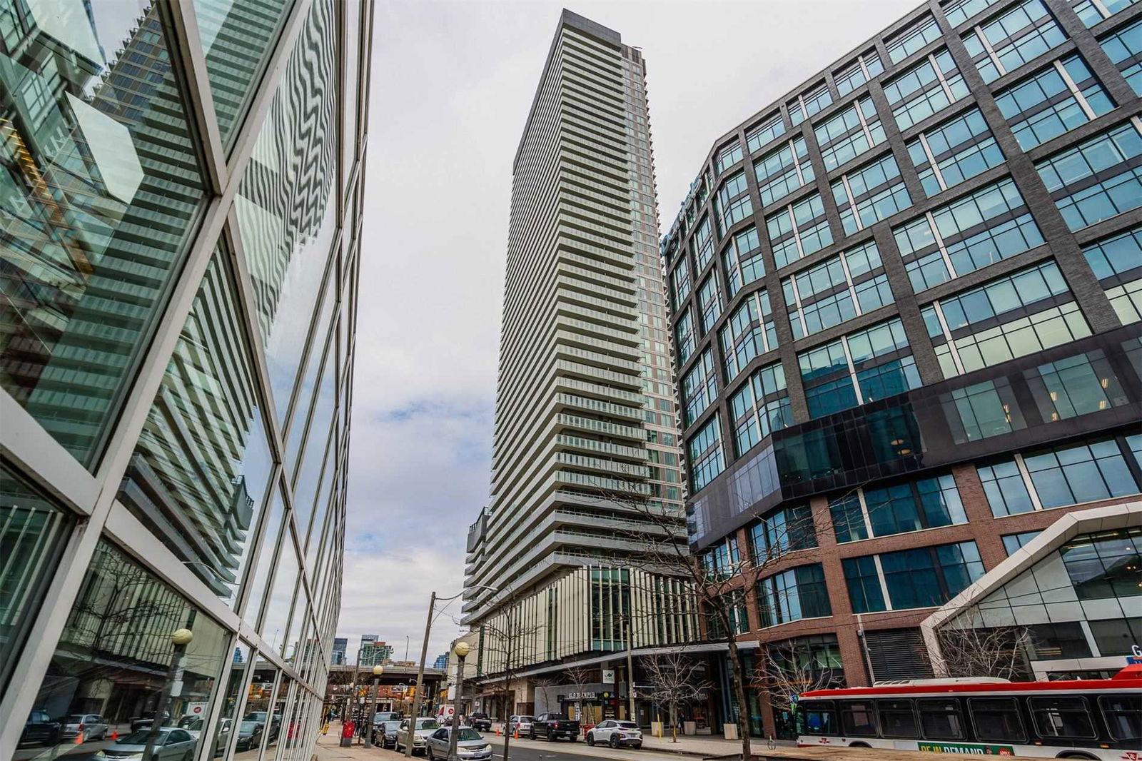 Lighthouse West Tower Condos, Downtown, Toronto