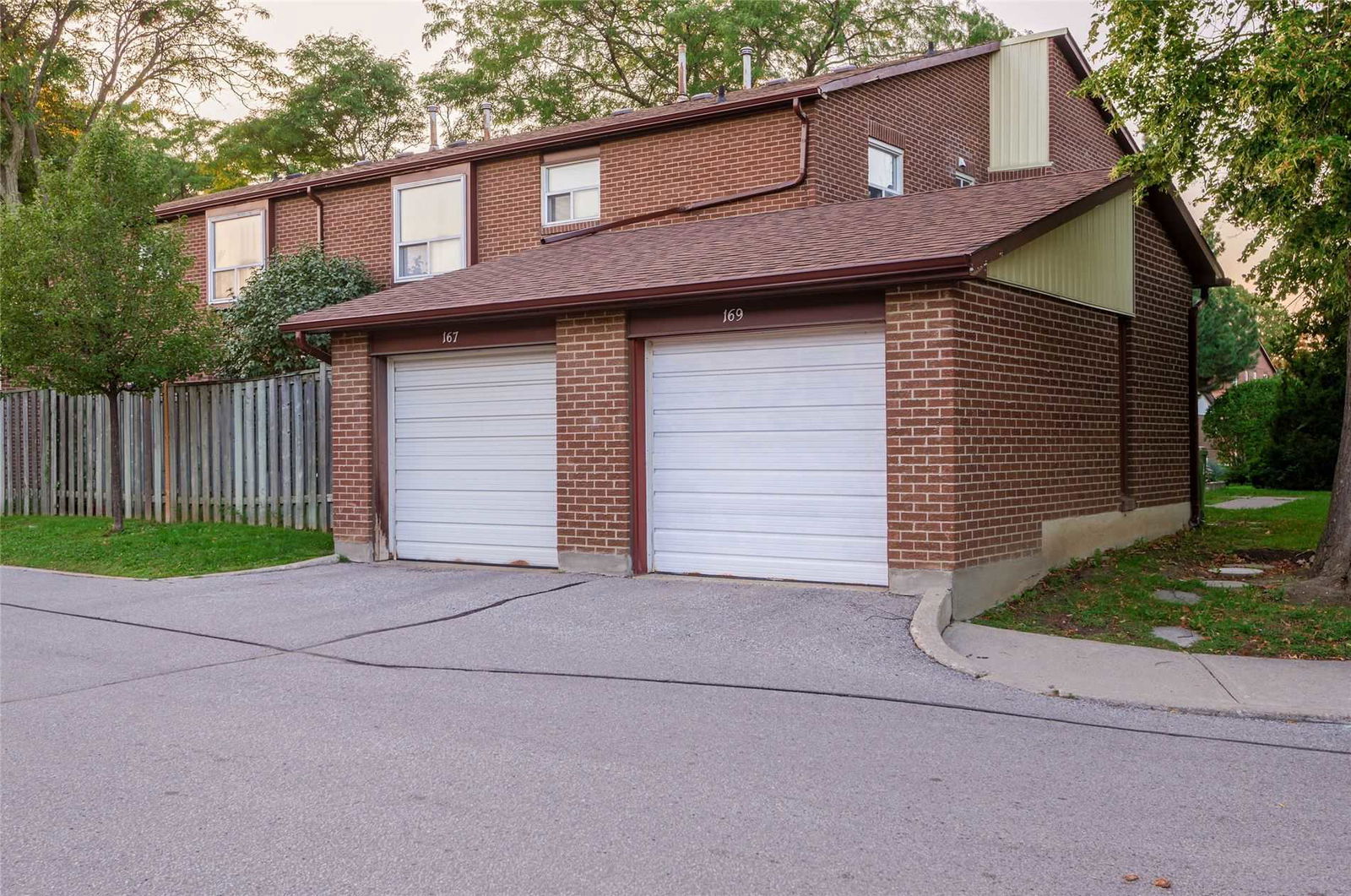 Dusay Place Townhomes, Scarborough, Toronto