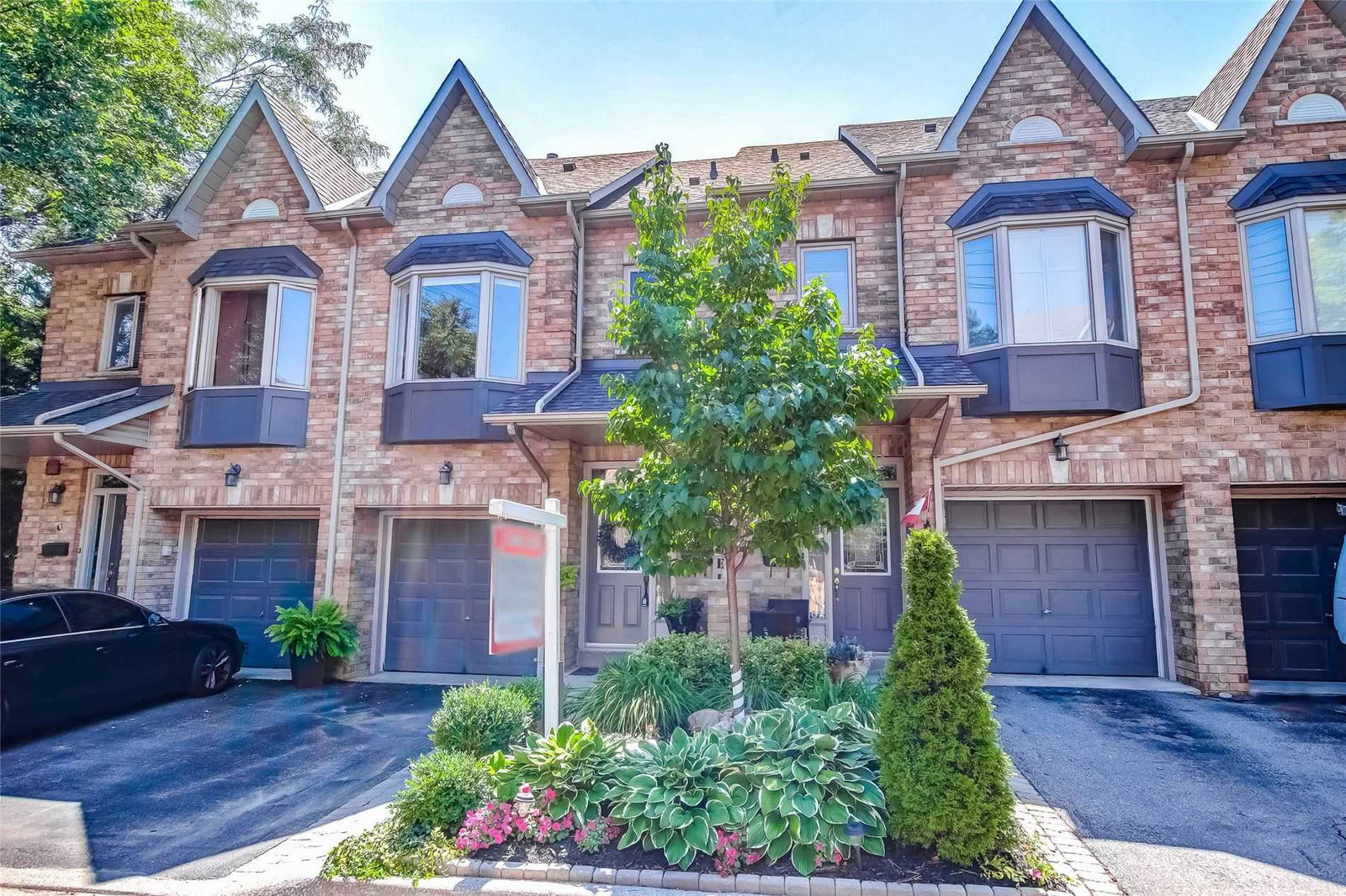 1015 Johnson Lane Townhouses, Mississauga, Toronto