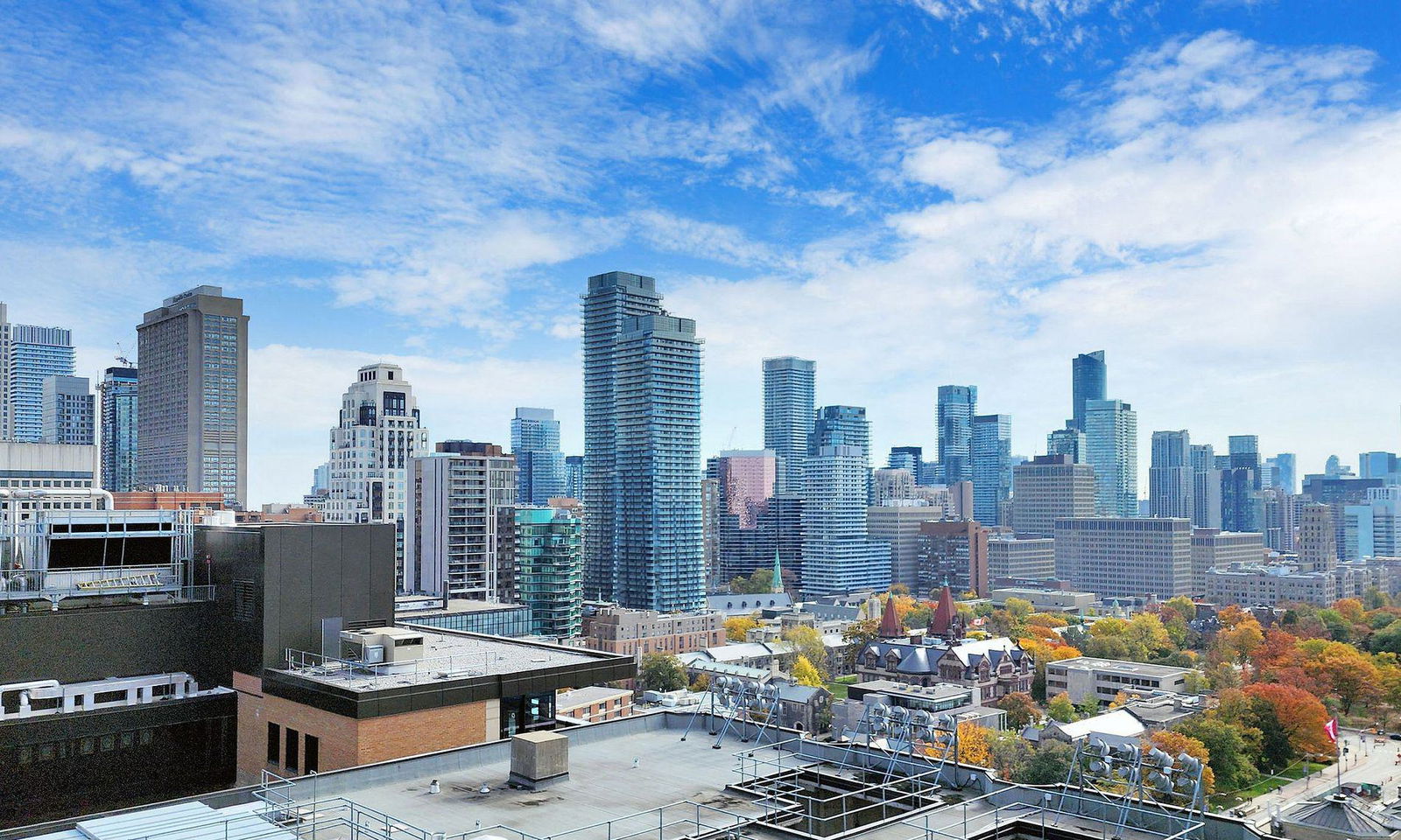 Skyline — Exhibit Residences, Downtown, Toronto