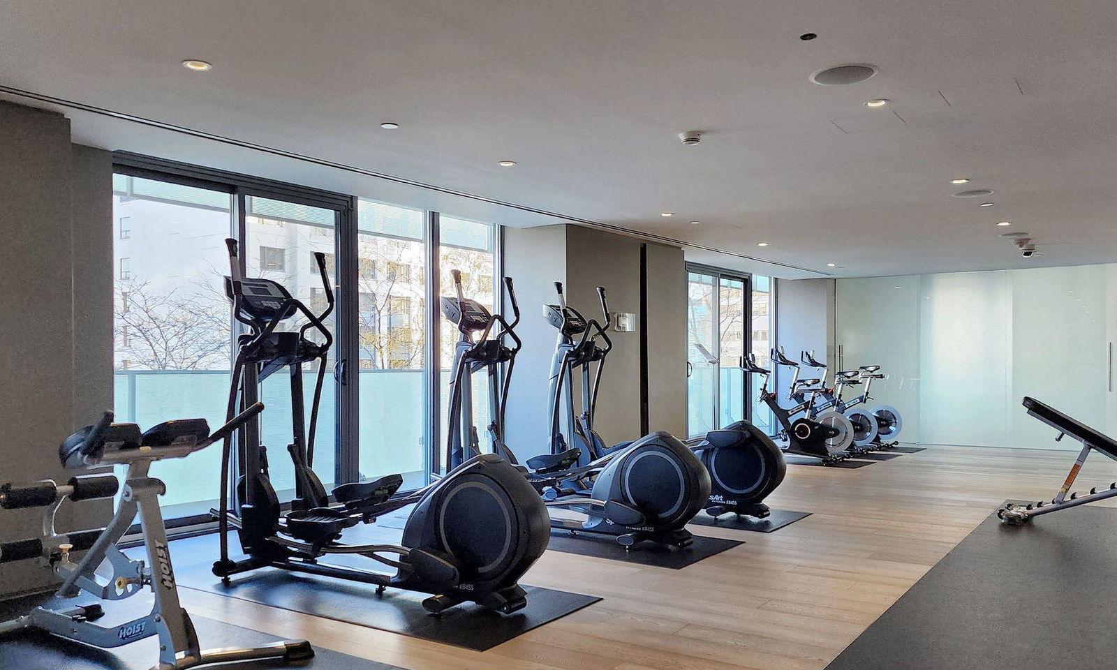 Gym — Exhibit Residences, Downtown, Toronto