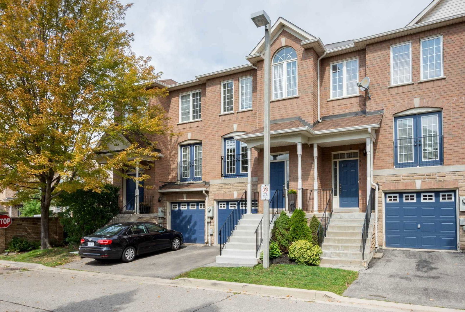 19 Foxchase Avenue Townhomes, Vaughan, Toronto