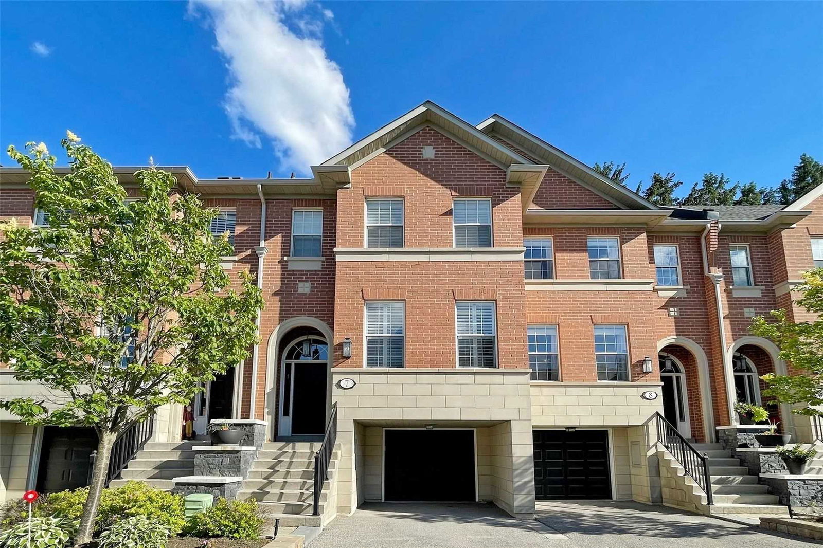 8038 Yonge Street Townhomes, Vaughan, Toronto