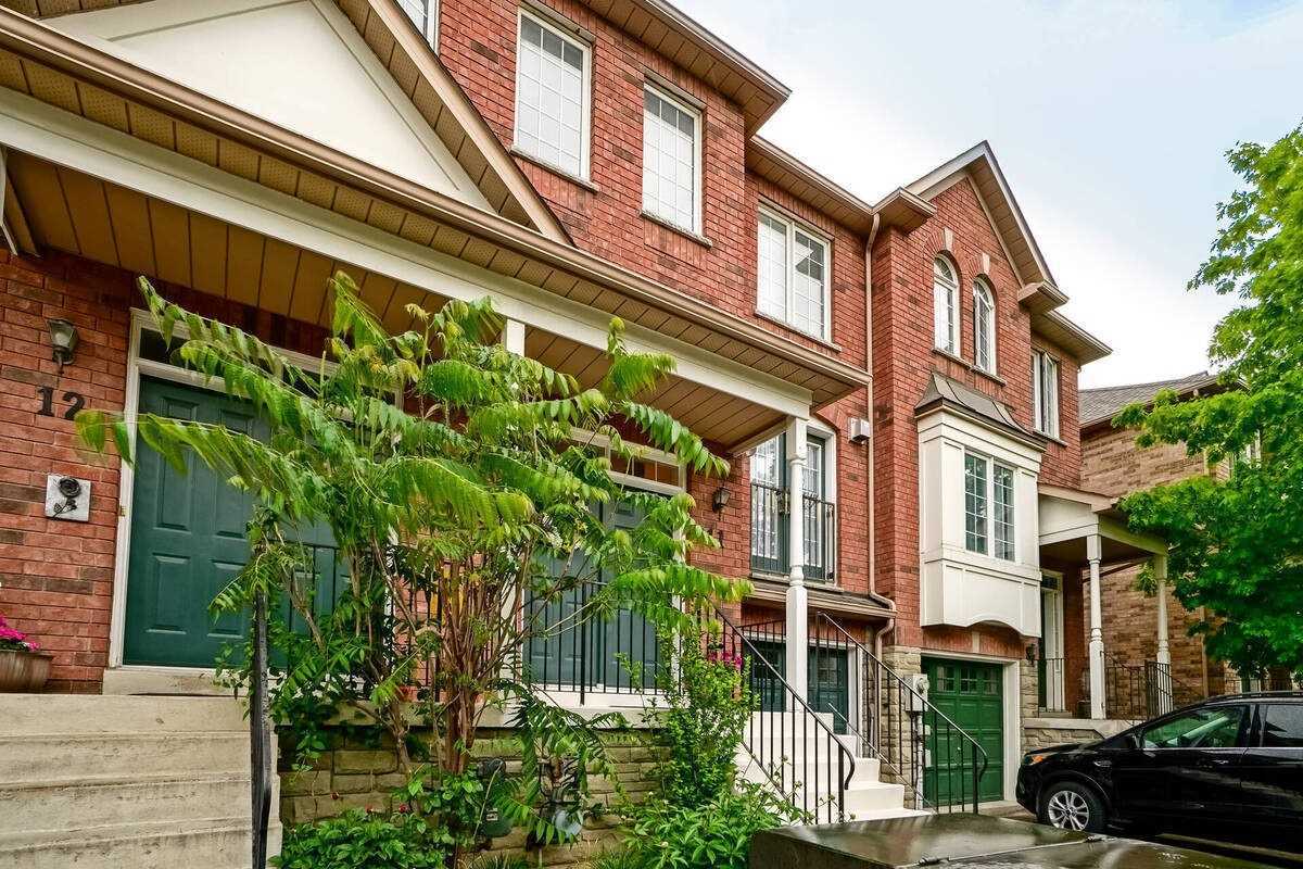 Eden Oak Townhomes, Vaughan, Toronto