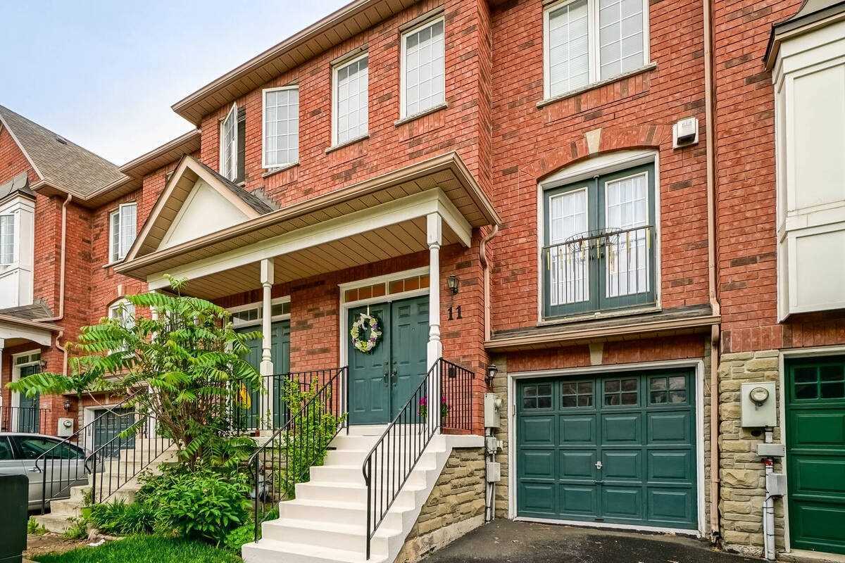 Eden Oak Townhomes, Vaughan, Toronto