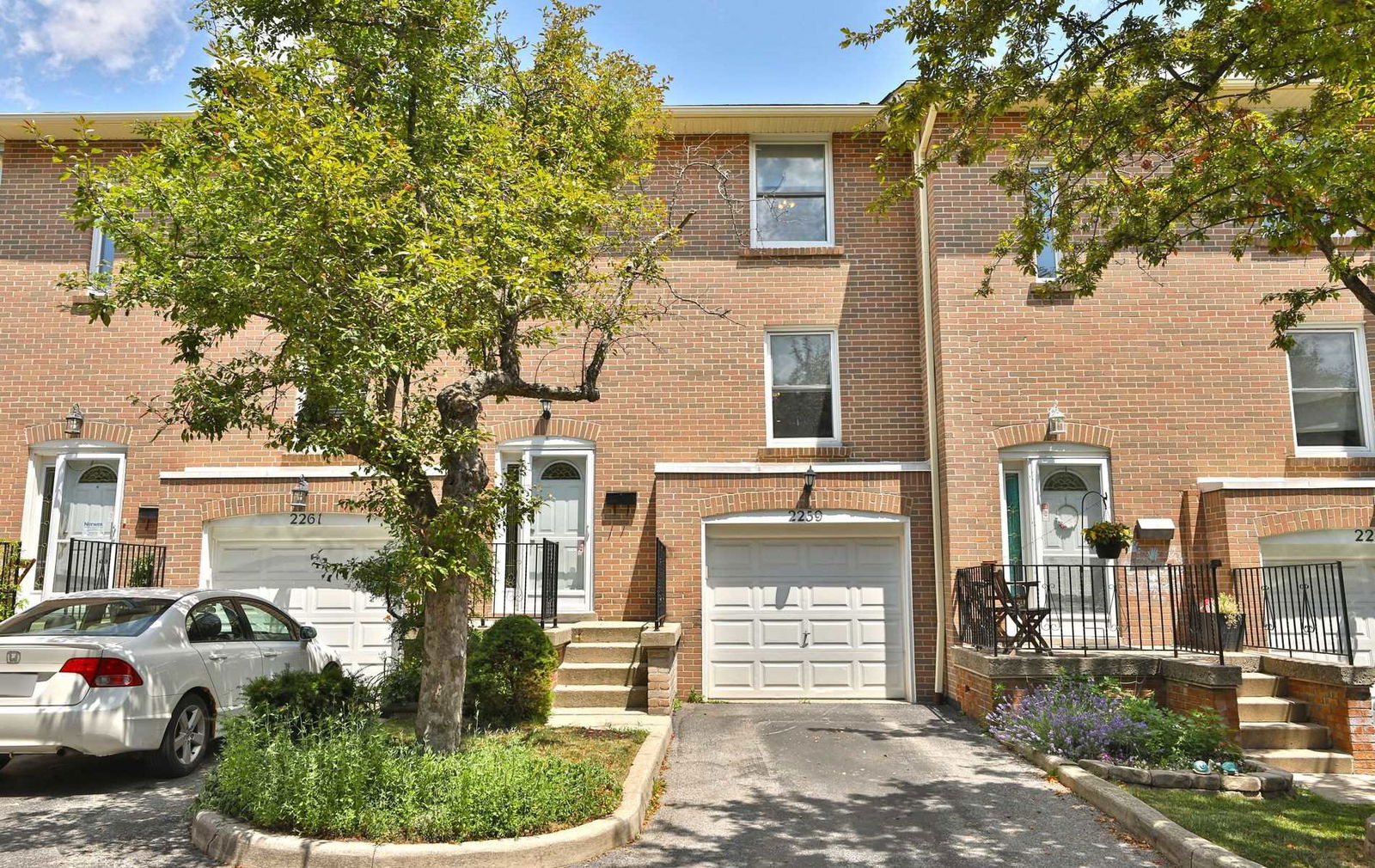 2157 Mountain Grove Avenue Townhomes, Burlington, Toronto