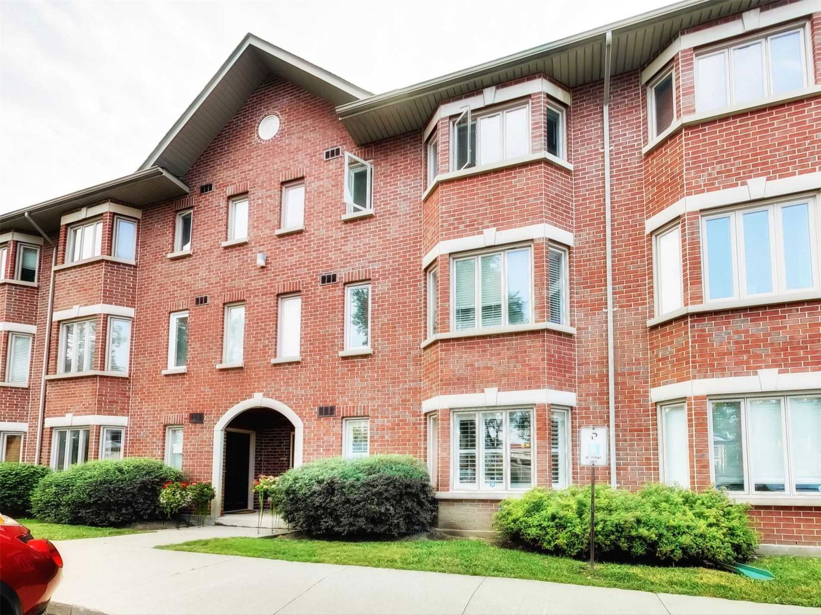 3095 Cawthra Road Townhomes, Mississauga, Toronto