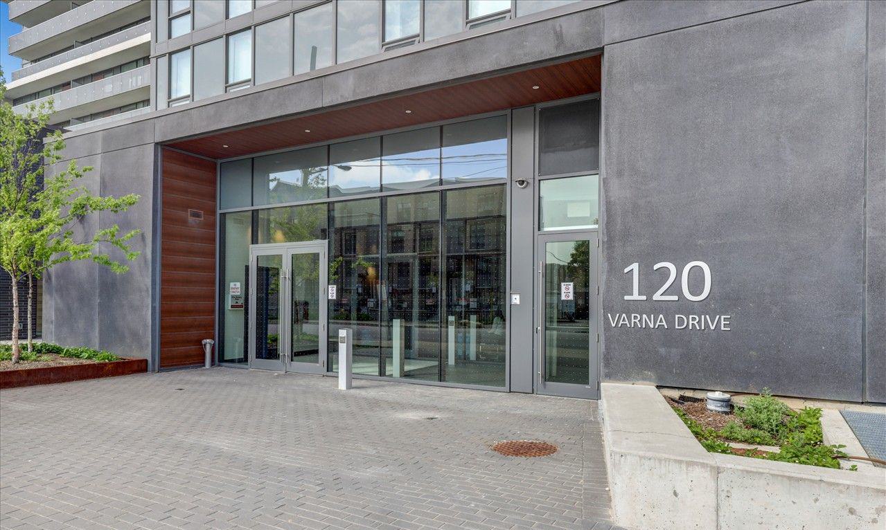 Entrance — The Yorkdale Condos, North York, Toronto