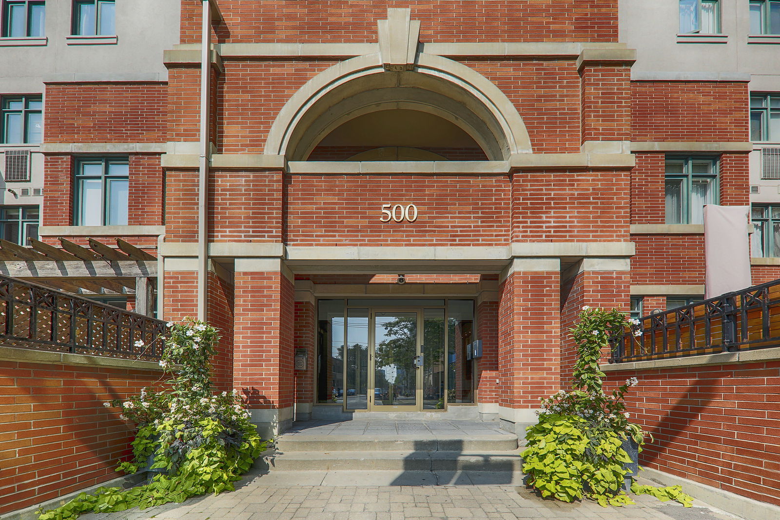 Entrance — Cityscape Terrace, Downtown, Toronto