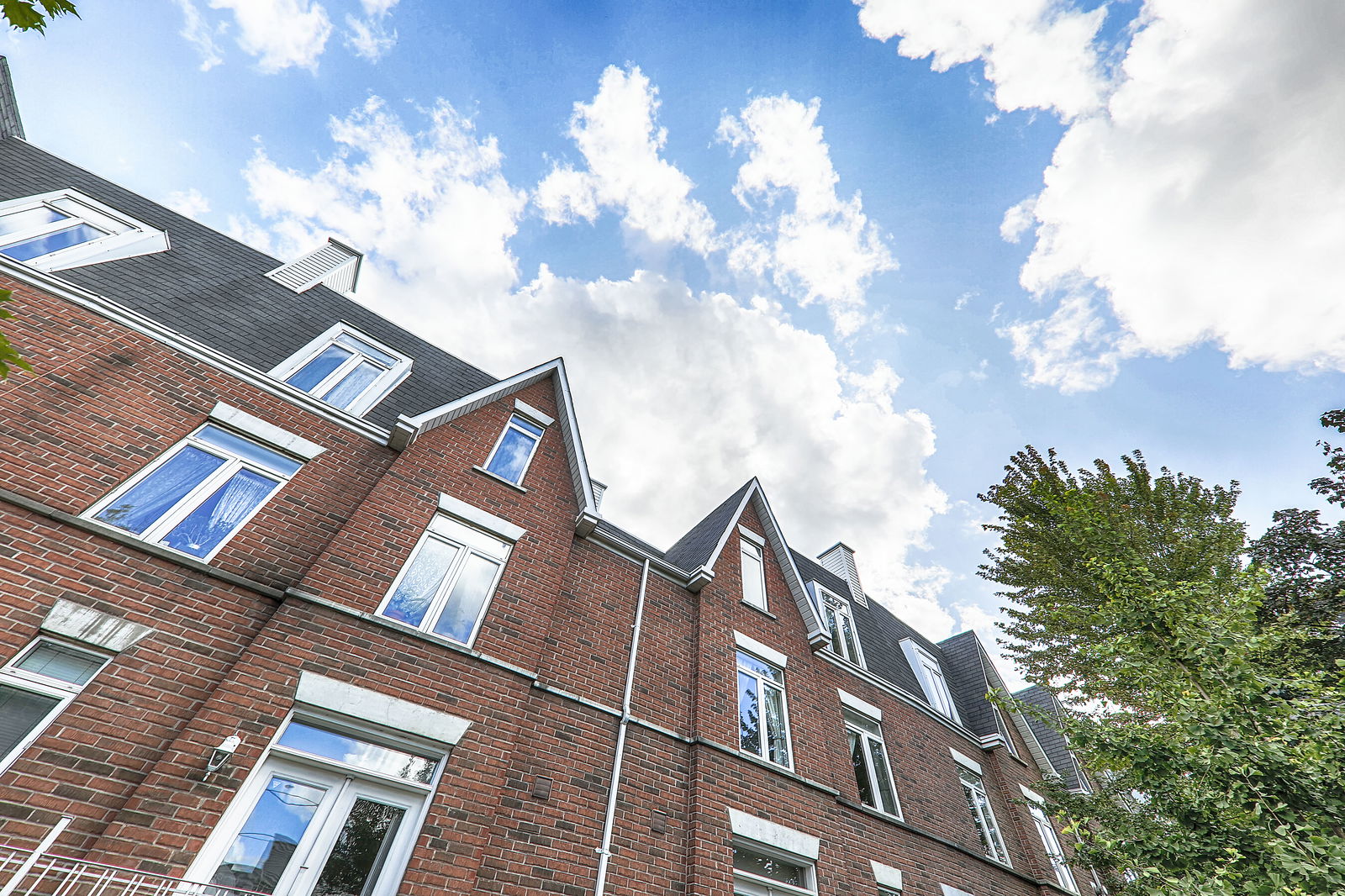 Exterior Sky — King West Townhomes, Downtown, Toronto