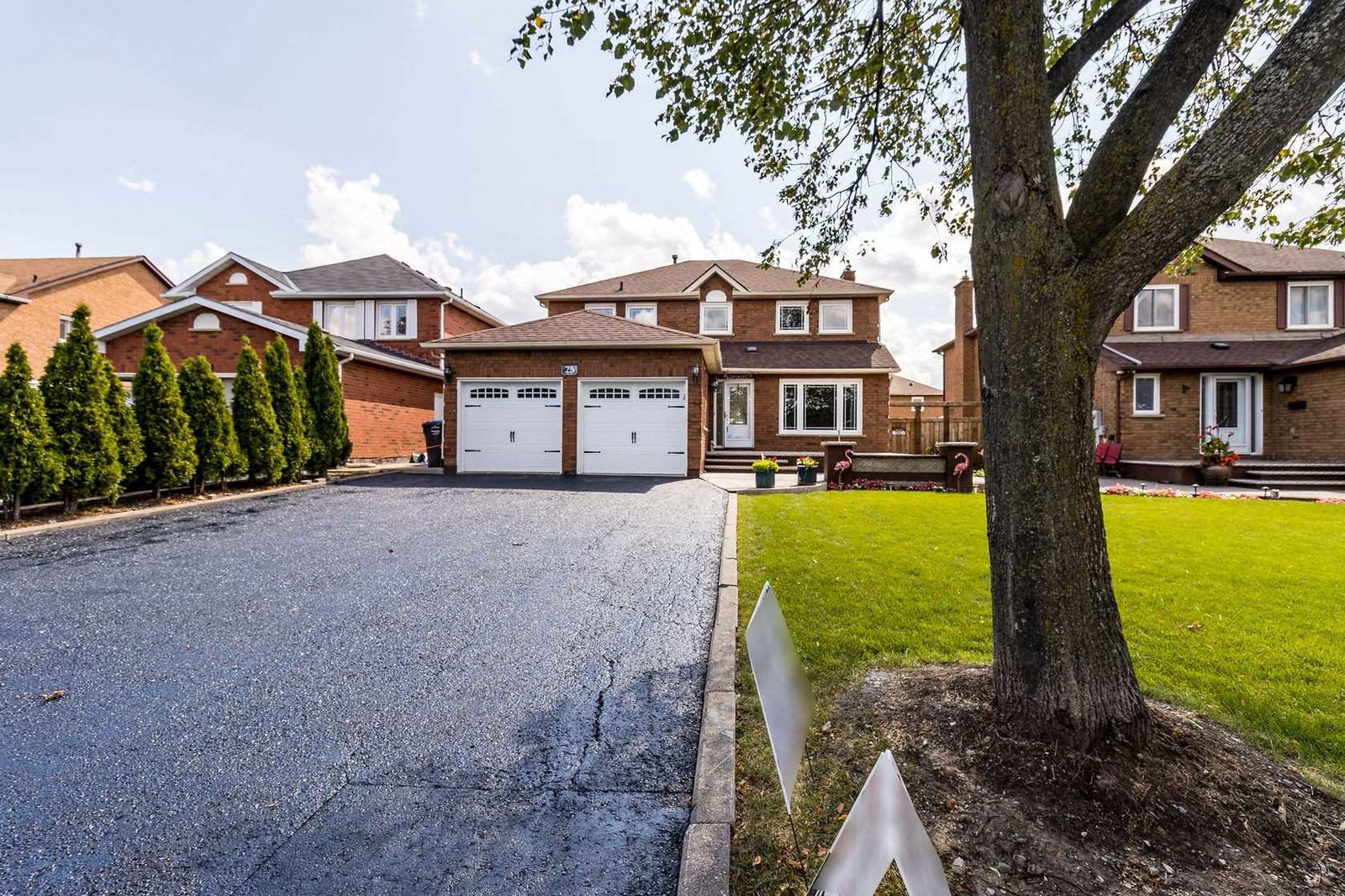 97 Millstone Drive Townhouses, Brampton, Toronto