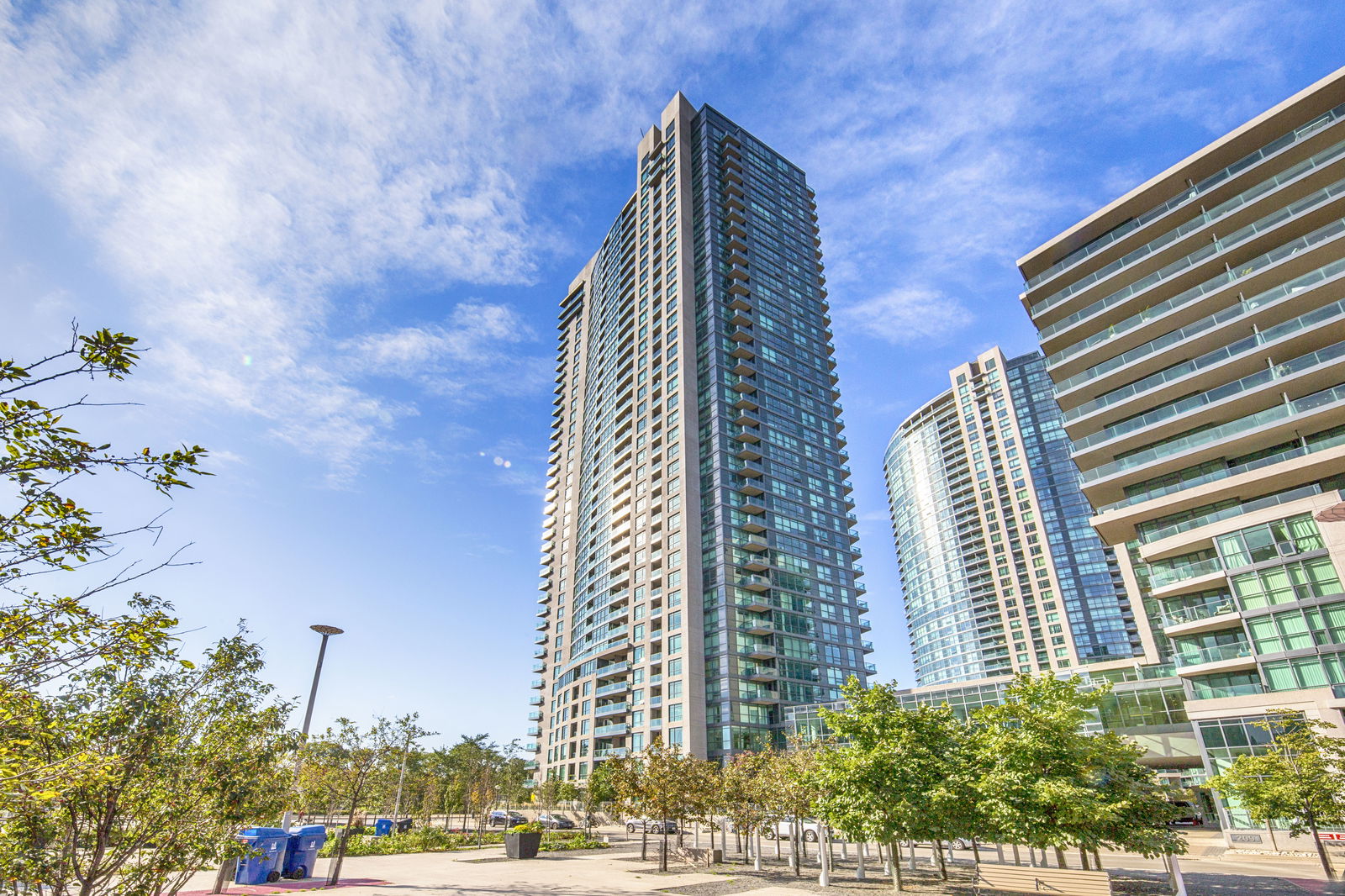 Exterior — Neptune & Neptune II Condos, Downtown, Toronto