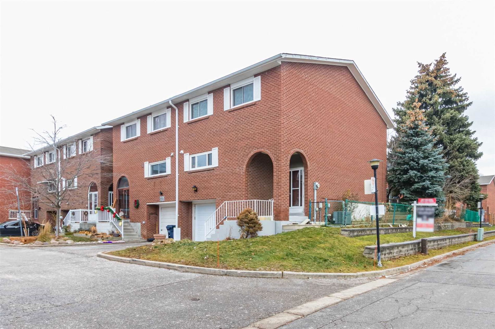 Thistledown Terrace, Etobicoke, Toronto