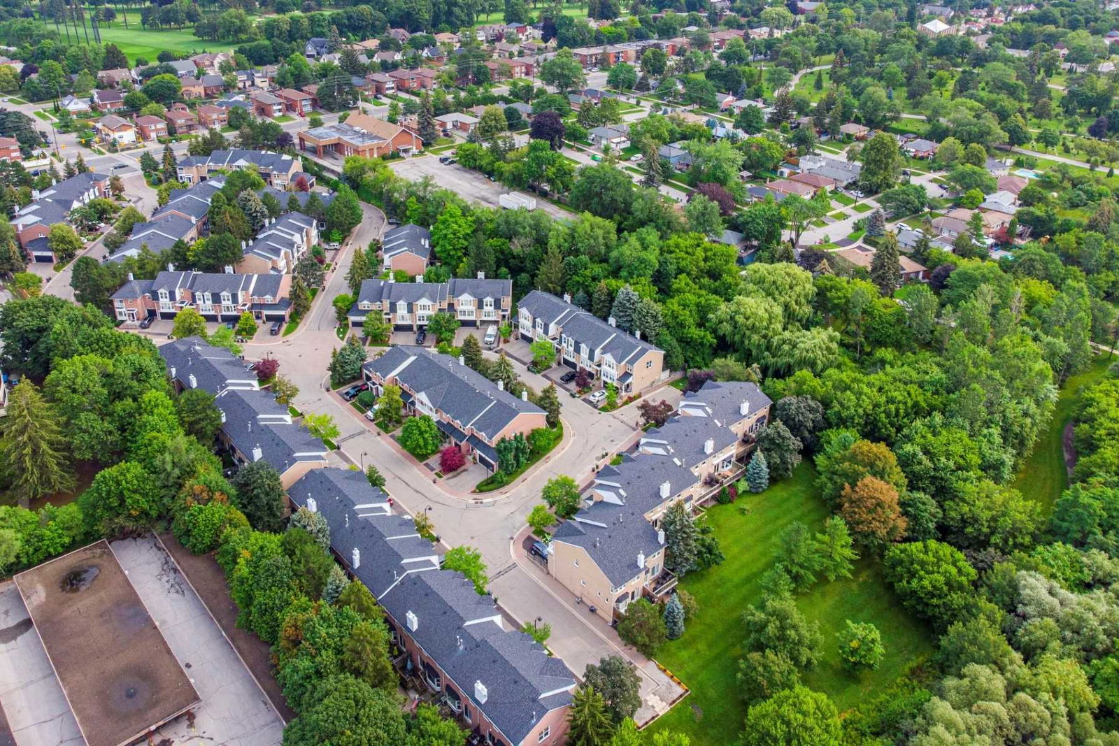 Tamarack Circle Townhouses, Etobicoke, Toronto