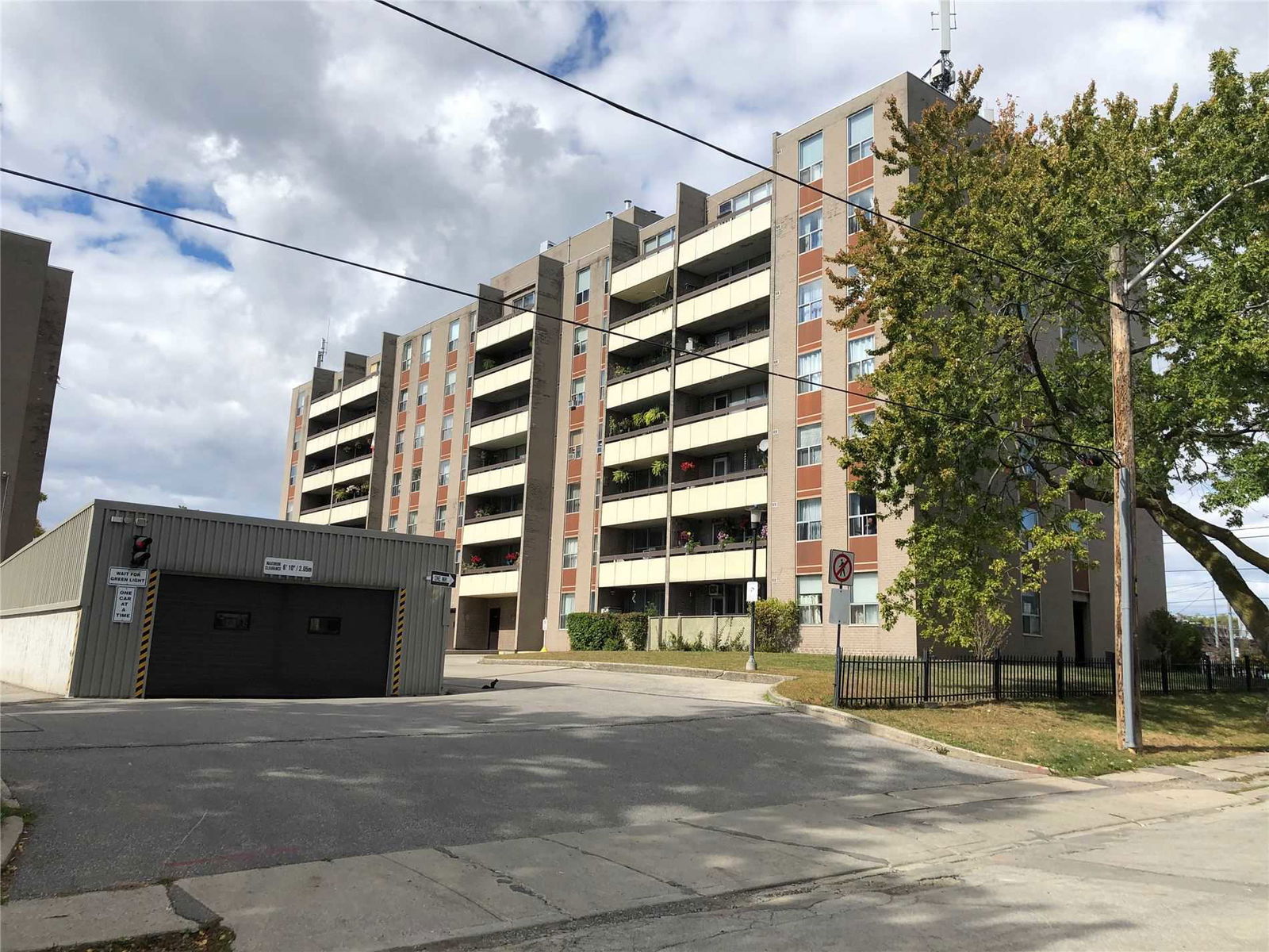 Lakeshore Towers, Etobicoke, Toronto