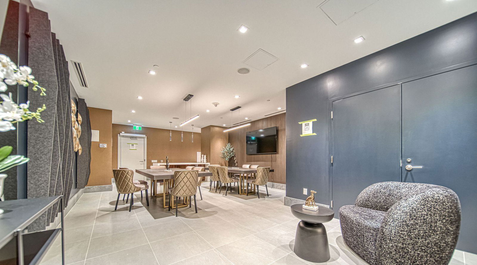 Party Room — Encore Theatre District Condos, Downtown, Toronto