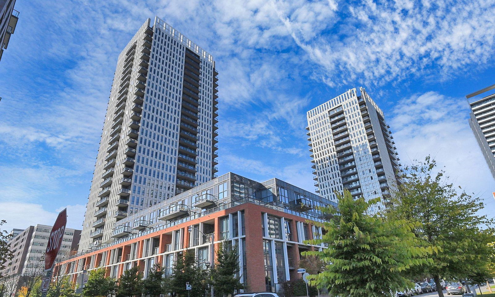 Exterior Side — One Park Place South Tower, Downtown, Toronto