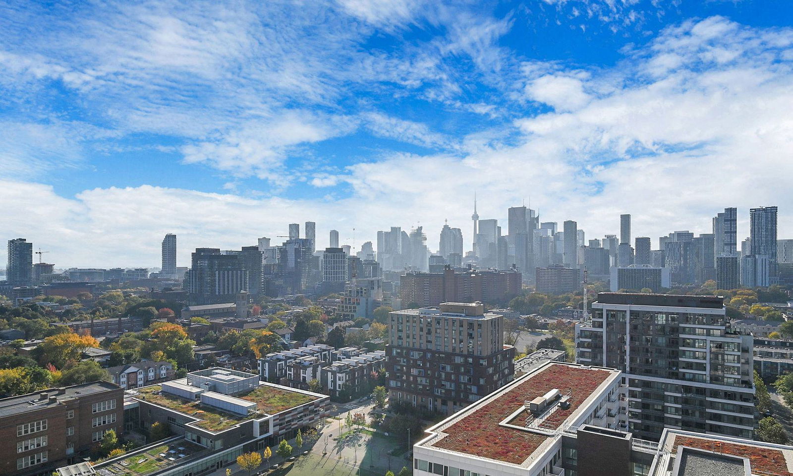 Skyline — One Park Place South Tower, Downtown, Toronto