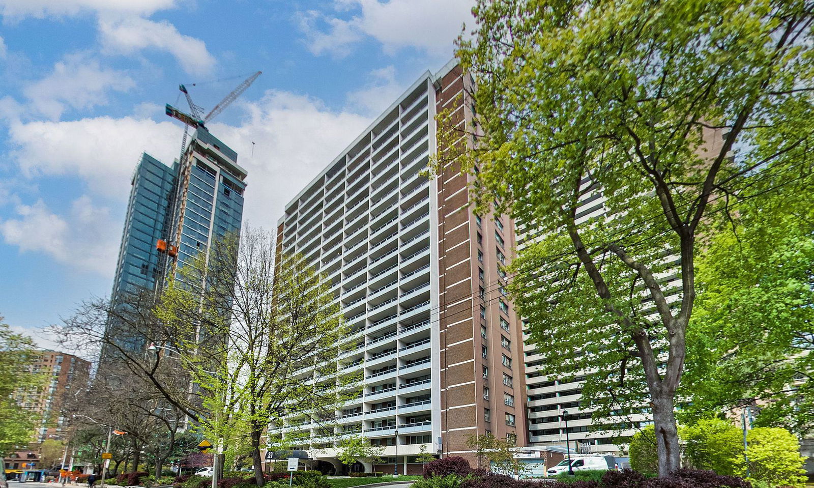 Gloucester Gate, Downtown, Toronto