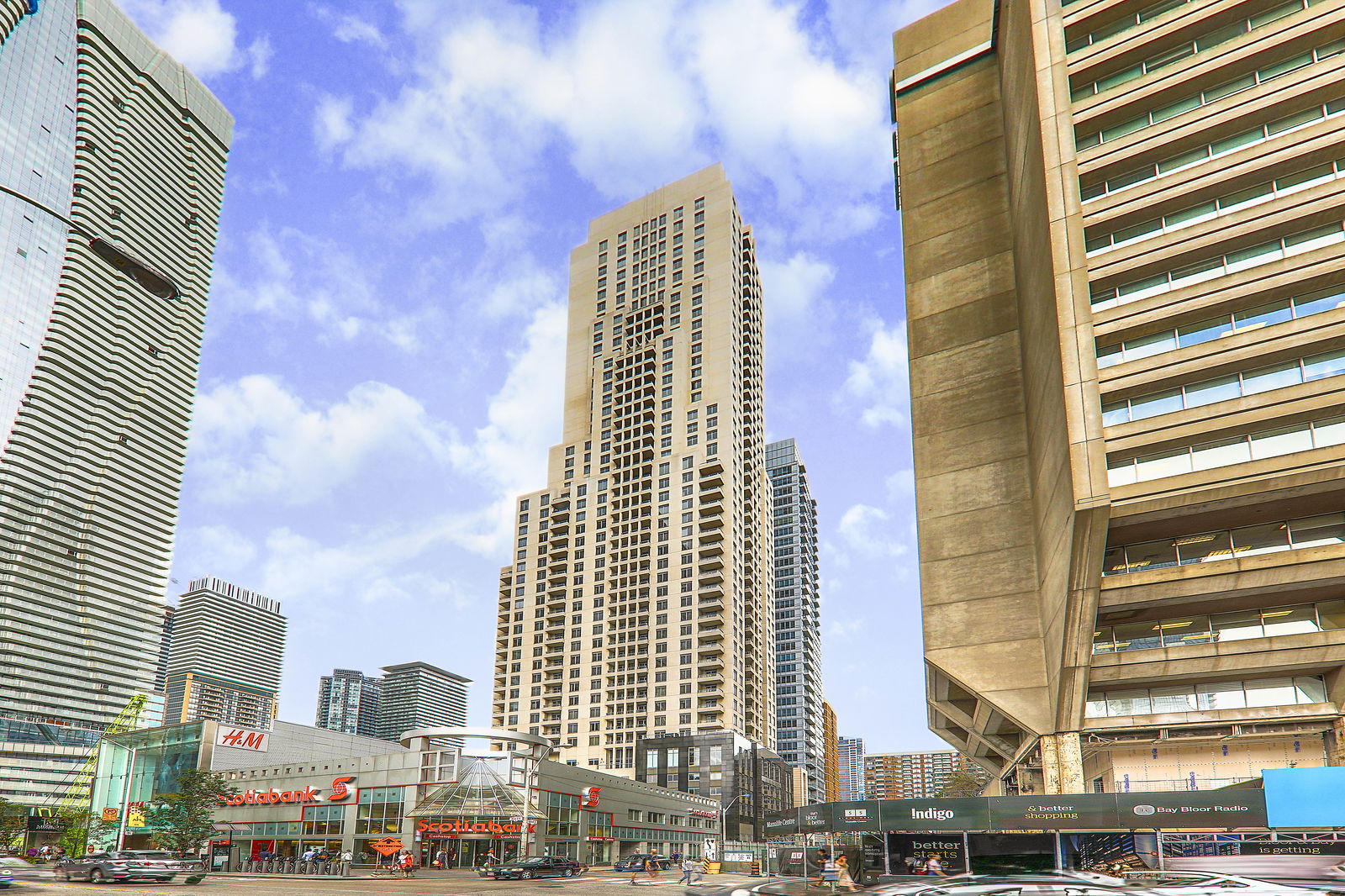 Exterior — Uptown Residences, Downtown, Toronto