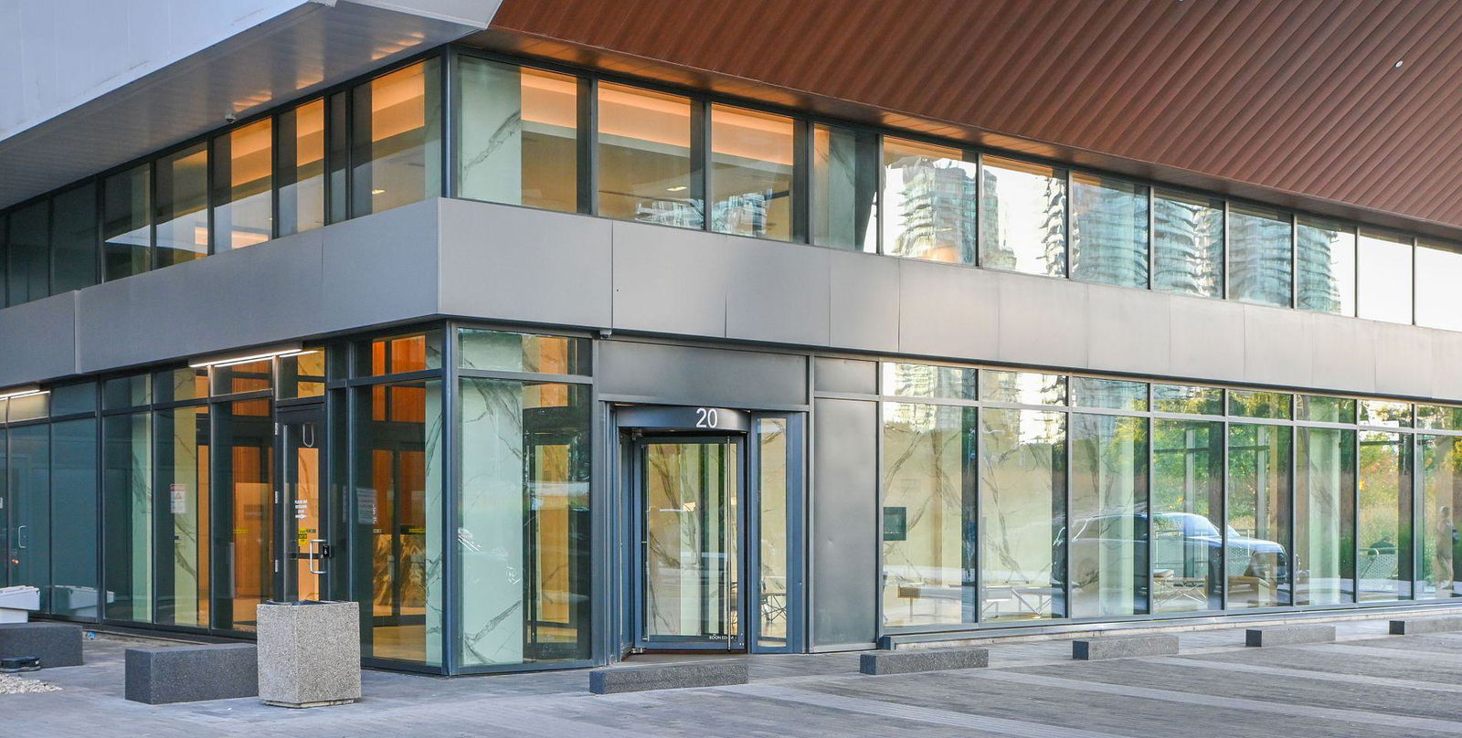 Entrance — Water Tower at Eau Du Soleil, Etobicoke, Toronto