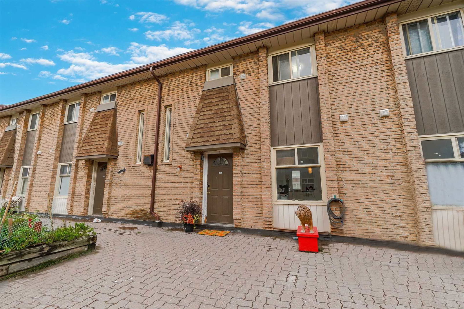 40 Rexdale Blvd Townhouses, Etobicoke, Toronto