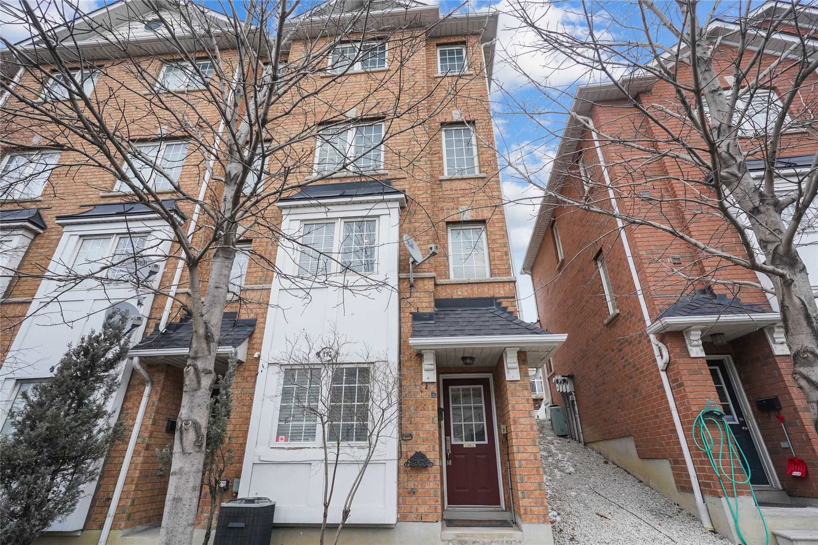 111 Brickworks Lane Townhouses, West End, Toronto