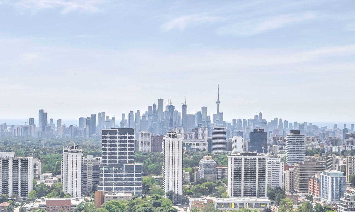 Skyline — Plaza Midtown, Midtown, Toronto