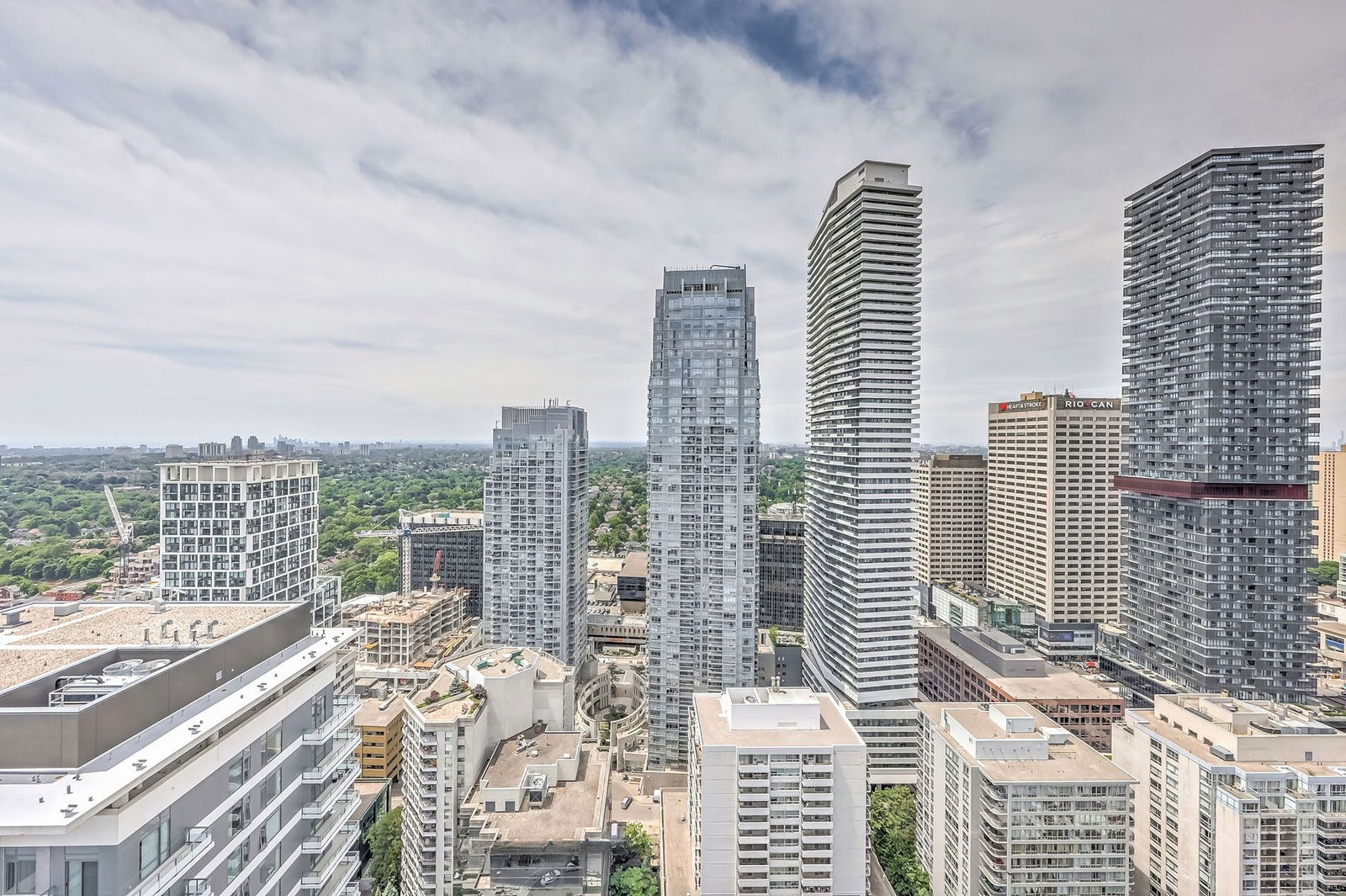 Plaza Midtown, Midtown, Toronto