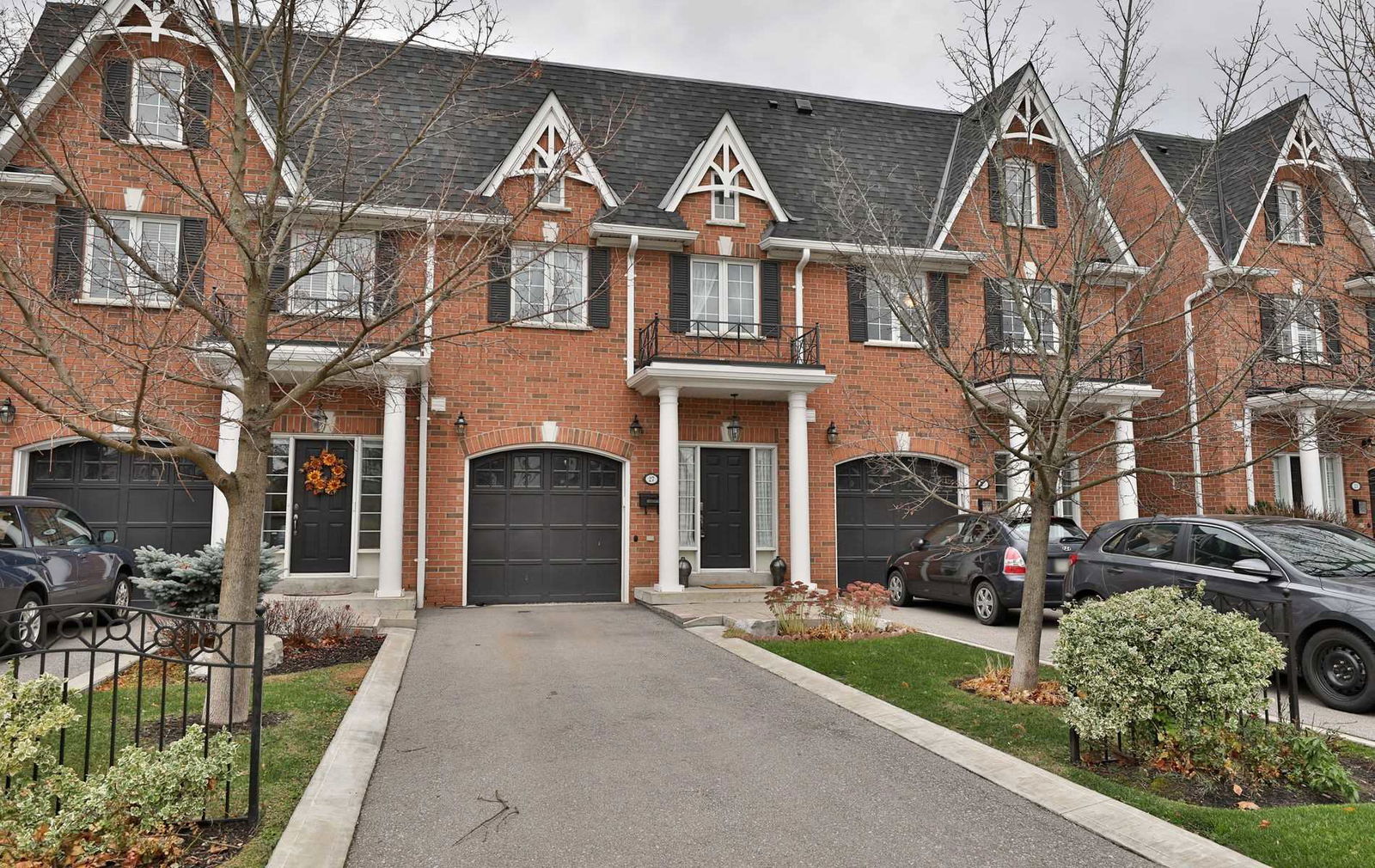 29 Ellen Street Townhomes, Mississauga, Toronto